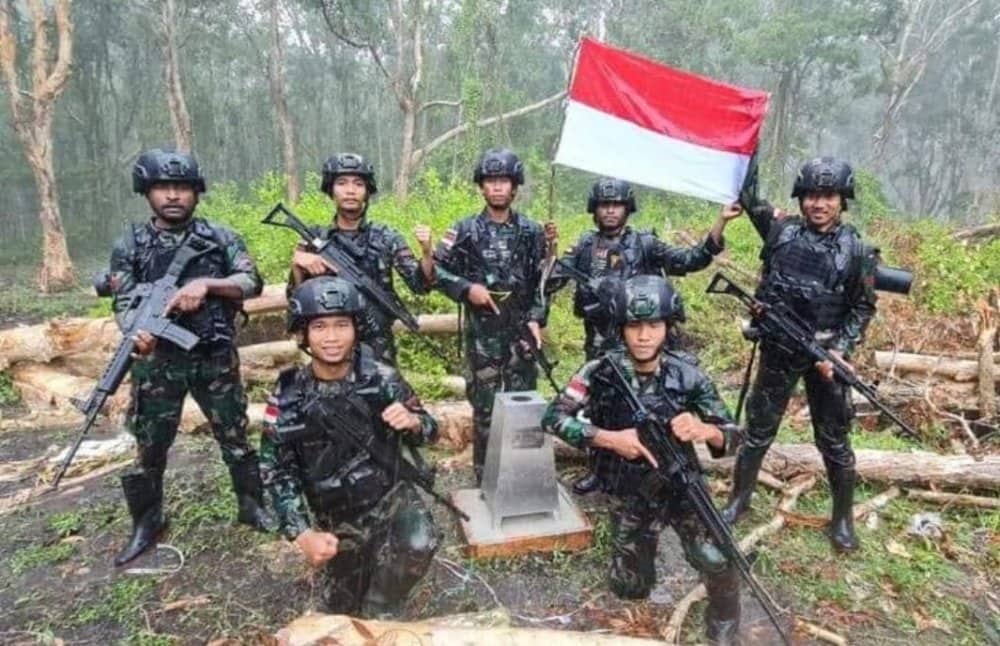 Ilustrasi berita Papua: Pasukan Badak Hitam 511 Brawijaya Pastikan Posisi 102 Patok Perbatasan RI - PNG
