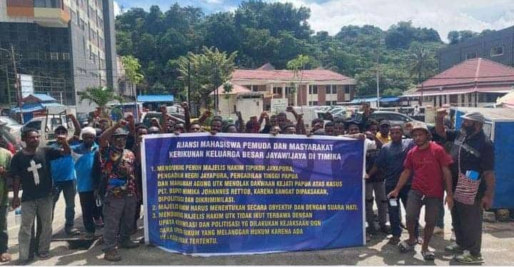 Ilustrasi berita Mimika: Hakim PN Jayapura Perintahkan Plt Bupati Mimika Tetap Laksanakan Tugas, Benarkah Sosok Plh Ada Hubungan "Ipar" Dengan Pejabat di Kemendagri?
