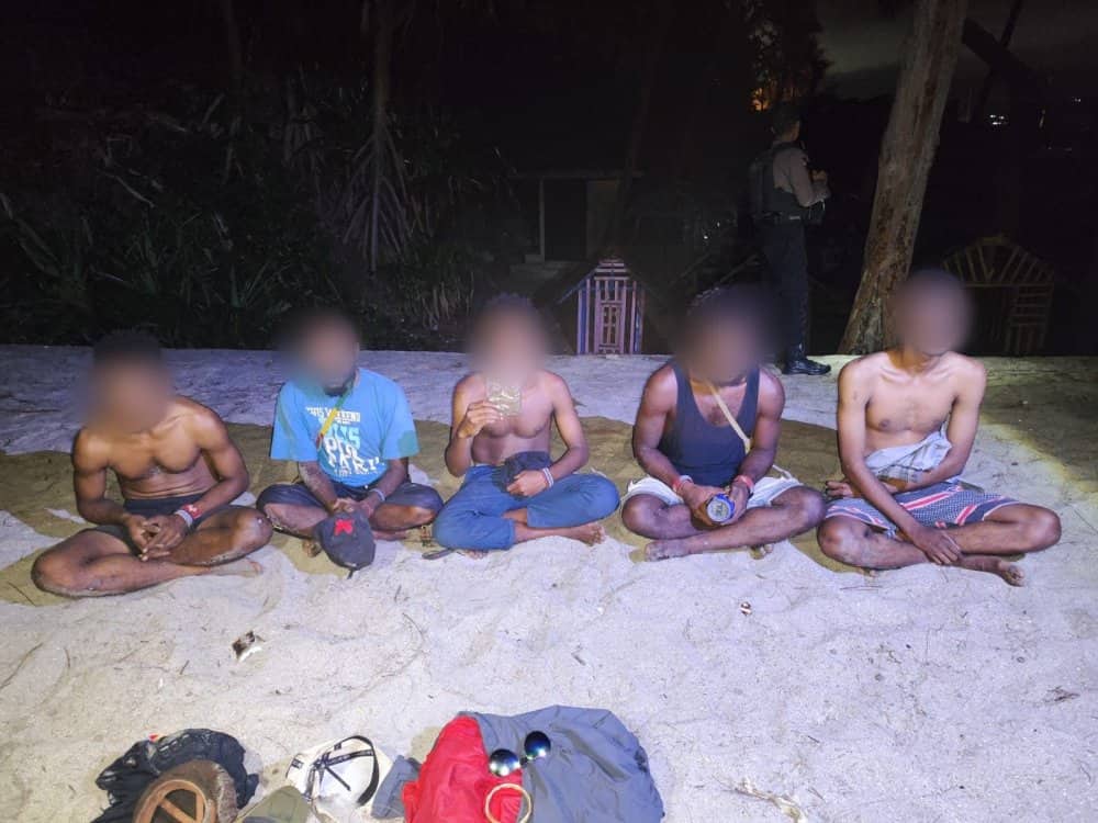 Ilustrasi berita Papua: 5 Pemuda Ditangkap Polisi di Pantai Hamadi Usai Kedapatan Membawa Ganja