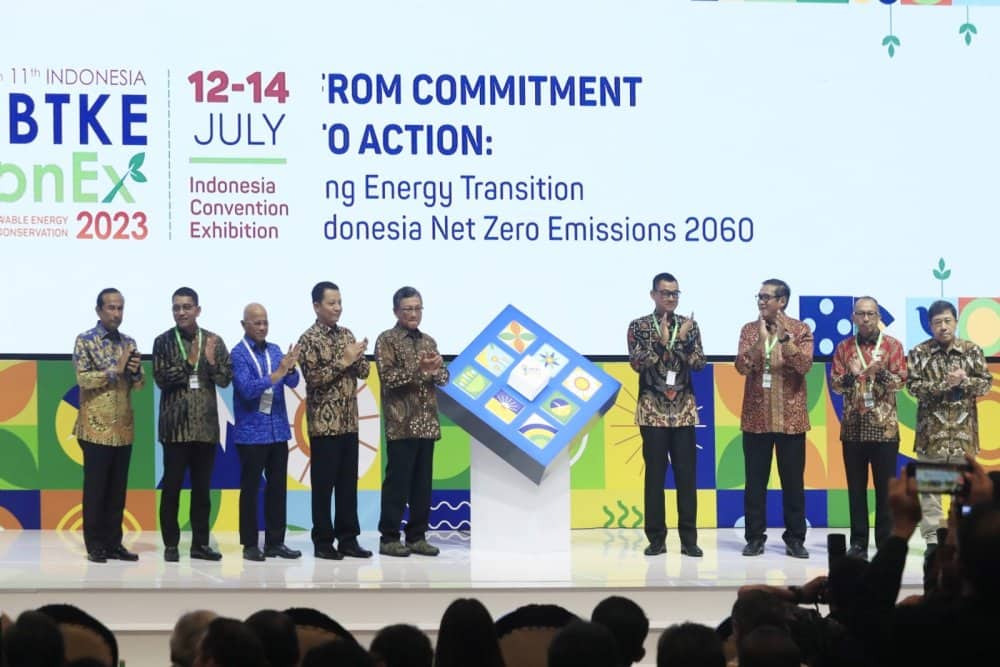 Ilustrasi berita Nasional: Ambil Langkah Agresif dalam Transisi Energi, PLN Jalin 28 Kerjasama pada EBTKE Conex 2023