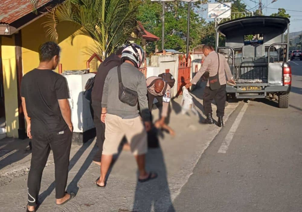 Ilustrasi berita JAYAPURA: Ditabrak Mobil Avanza Saat Olahraga Pagi, Seorang Anggota TNI di Jayapura Meninggal Dunia