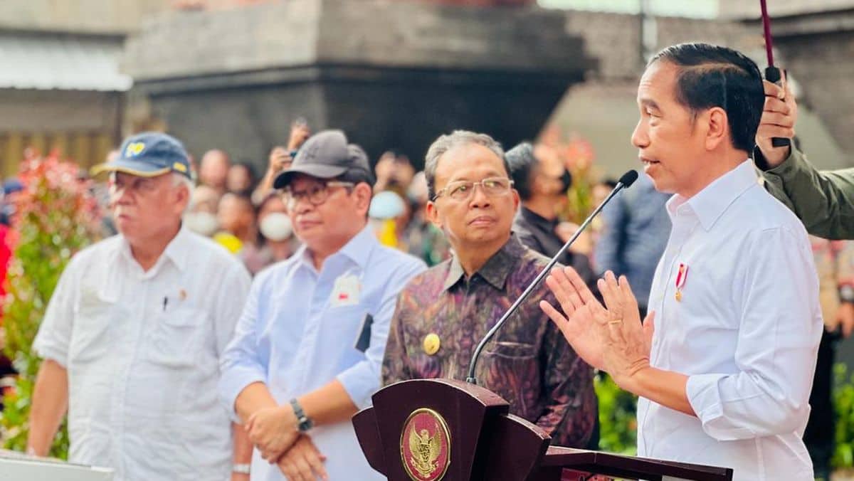 Ilustrasi berita Nasional: Komentar Jokowi atas Kekecewaan PDIP terhadap Gibran Sebagai Cawapres Prabowo