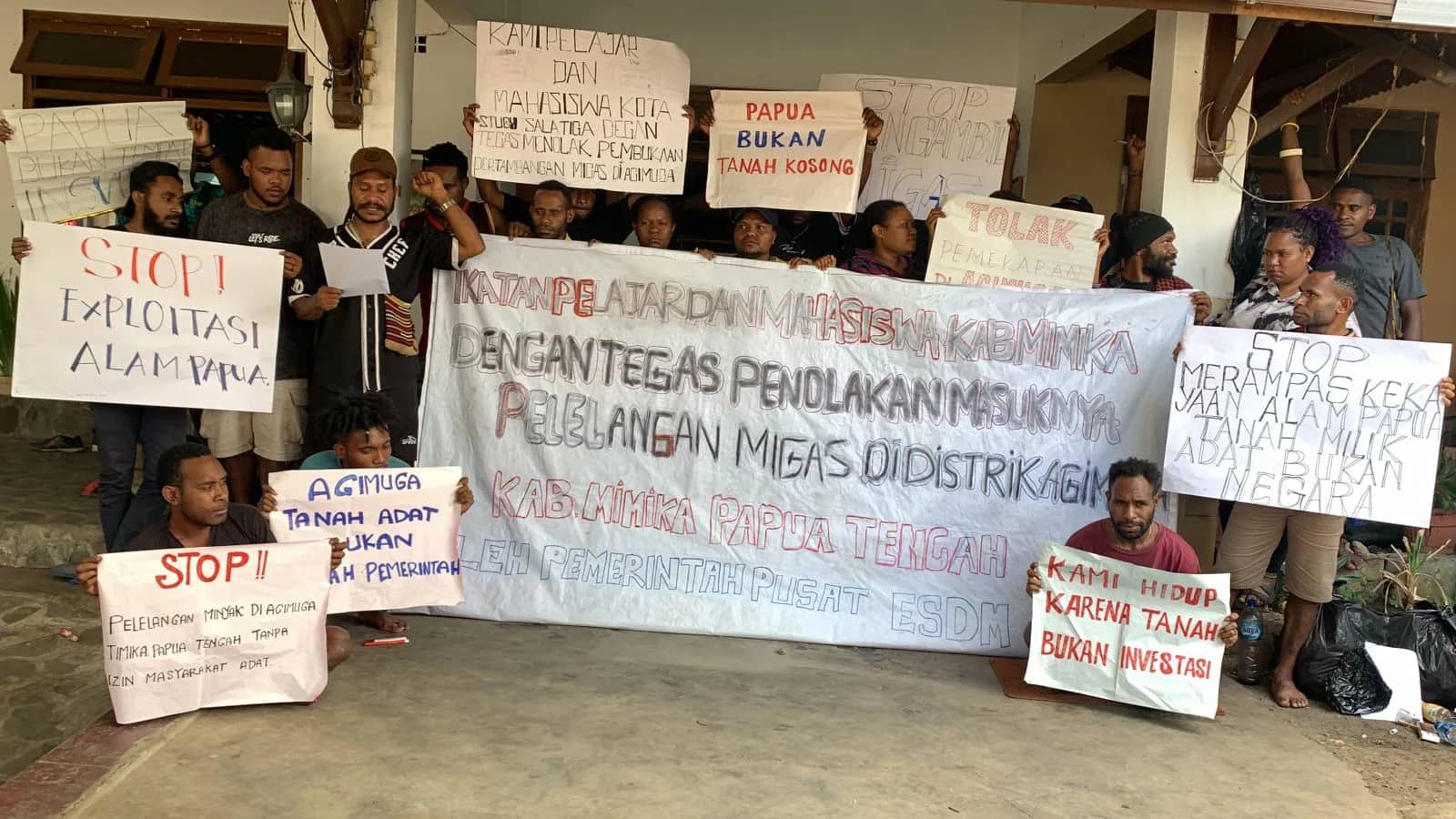 Ilustrasi berita Mimika: Hanya akan Melahirkan Dampak Kerusakan Lingkungan, Mahasiswa Mimika Tolak Tambang Minyak dan Gas di Distrik Agimuga