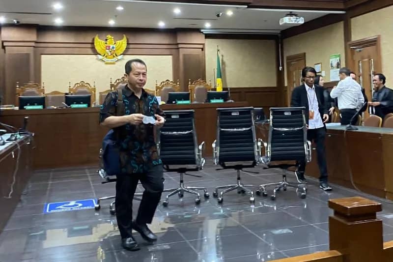 Ilustrasi berita Nasional: Terdakwa Korupsi BTS 4G Janji Selamatkan Uang Negara Jika Bebas Dari Tuntutan