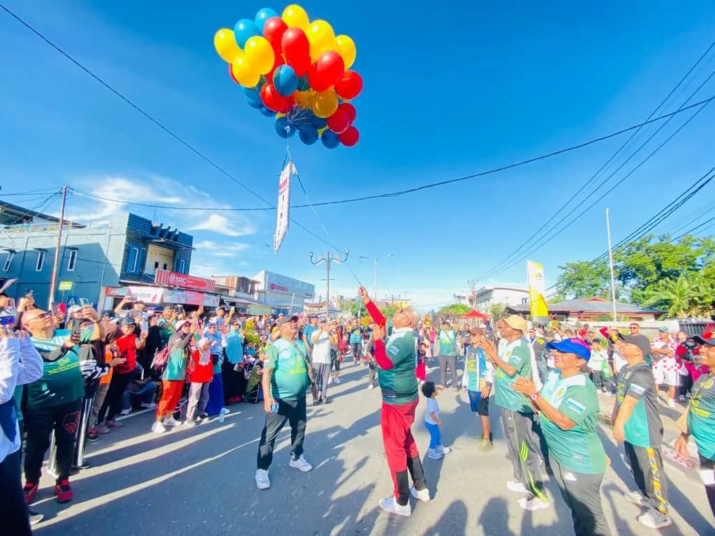 Ilustrasi berita Mimika: Dibuka Wakil Bupati John Rettob, Ribuan Warga Mimika Ramaikan Grand Opening Car Free Day, Digelar Tiap Hari Sabtu