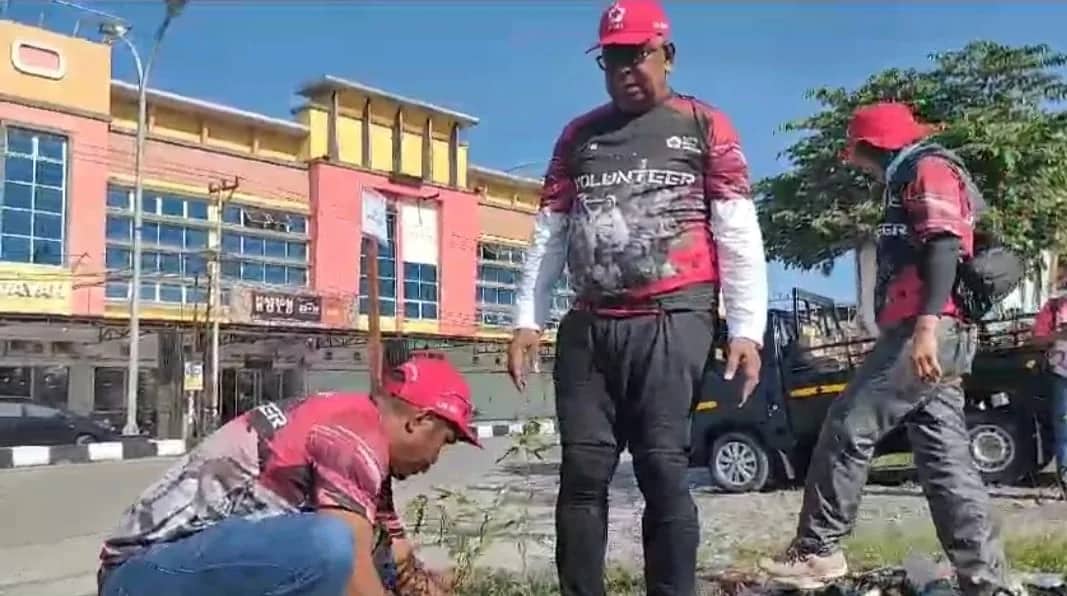 Ilustrasi berita Mimika: Peringati Hari Relawan, PMI Mimika Tanam Pohon di Lapangan Eks Pasar Swadaya Timika