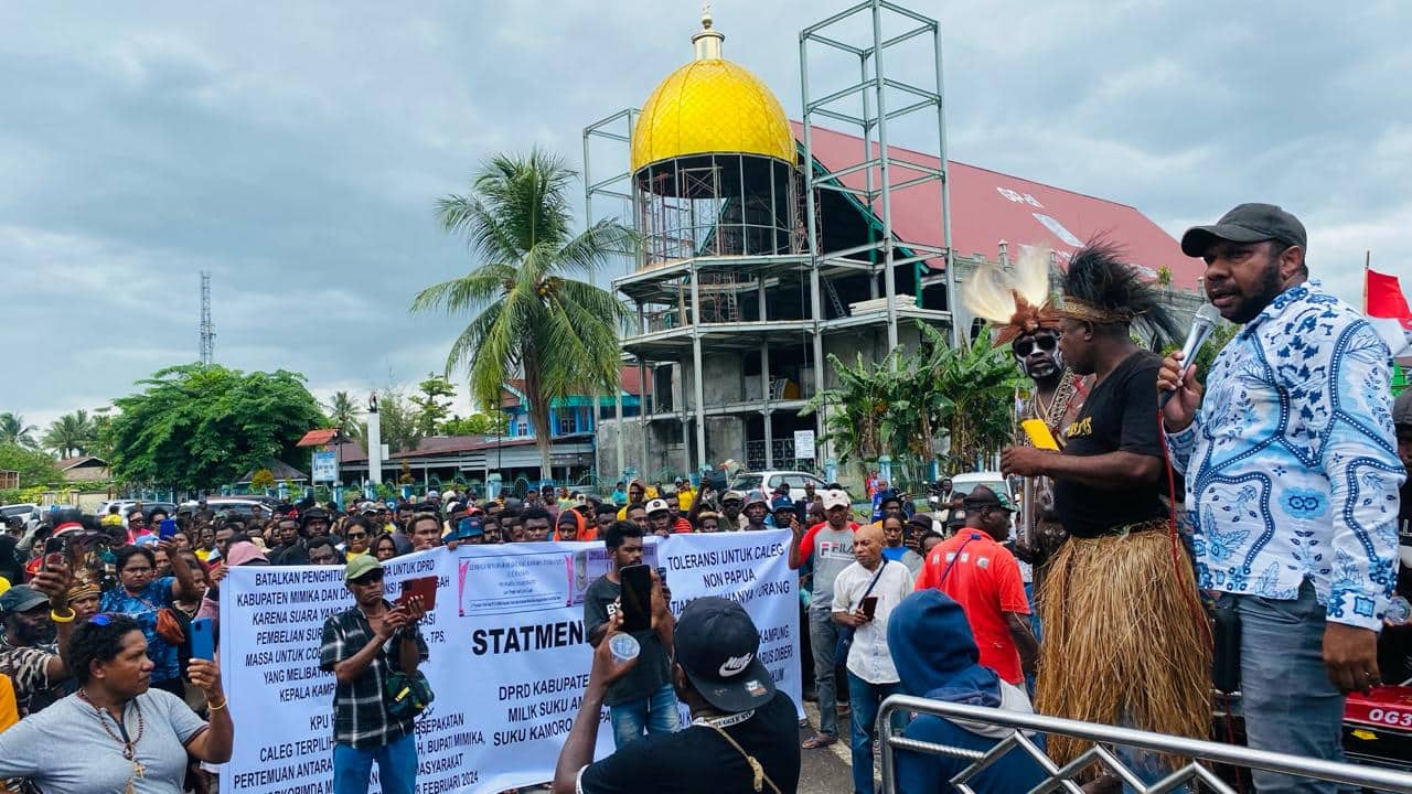 Ilustrasi berita Mimika: Netralitas ASN, Money Politic Hingga Intervensi di TPS Dalam Pemilu 2024 Dilaporkan ke Sentra Gakumdu Mimika