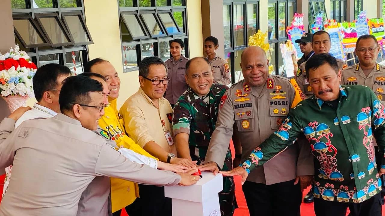 Ilustrasi berita Mimika: Mampu Rawat Inap 42 Pasien, Kapolda Papua Resmikan Rumah Sakit Bhayangkara Timika, Dahulukan Layanan Barulah Finansial