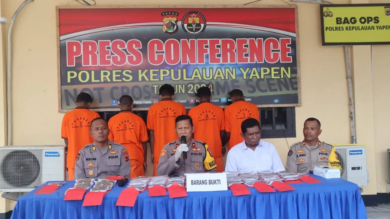 Ilustrasi berita Papua: 5 Pemuda dan Mahasiswa Ditangkap Polisi Usai Ketahuan Edarkan Ganja dari PNG