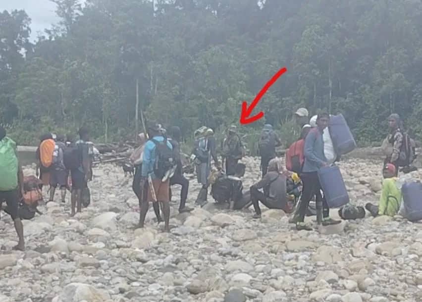 Ilustrasi berita Mimika: Kapolres Mimika Pastikan Video Pria Bersenjata Ditengah Pendulang Wakia