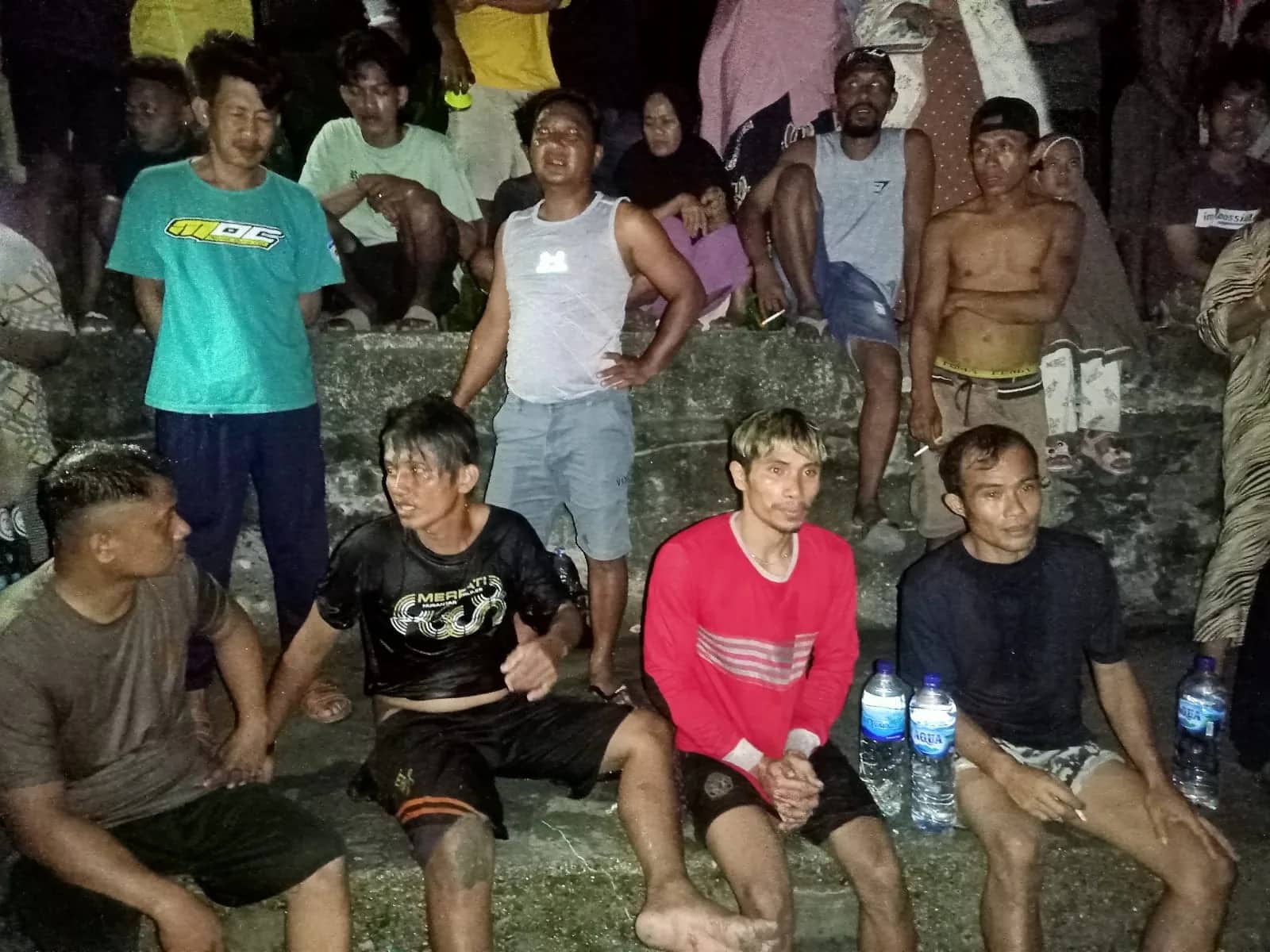 Ilustrasi berita JAYAPURA: KLM Rizky Cahaya Abadi Tenggelam, Yakson Hilang Terbawa Arus Saat Evakuasi 9 Korban