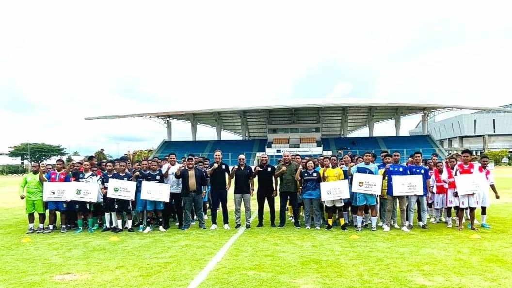 Ilustrasi berita Mimika: Direktur PTFI Secara Resmi Buka Turnamen Freeport Junior Cup 2024