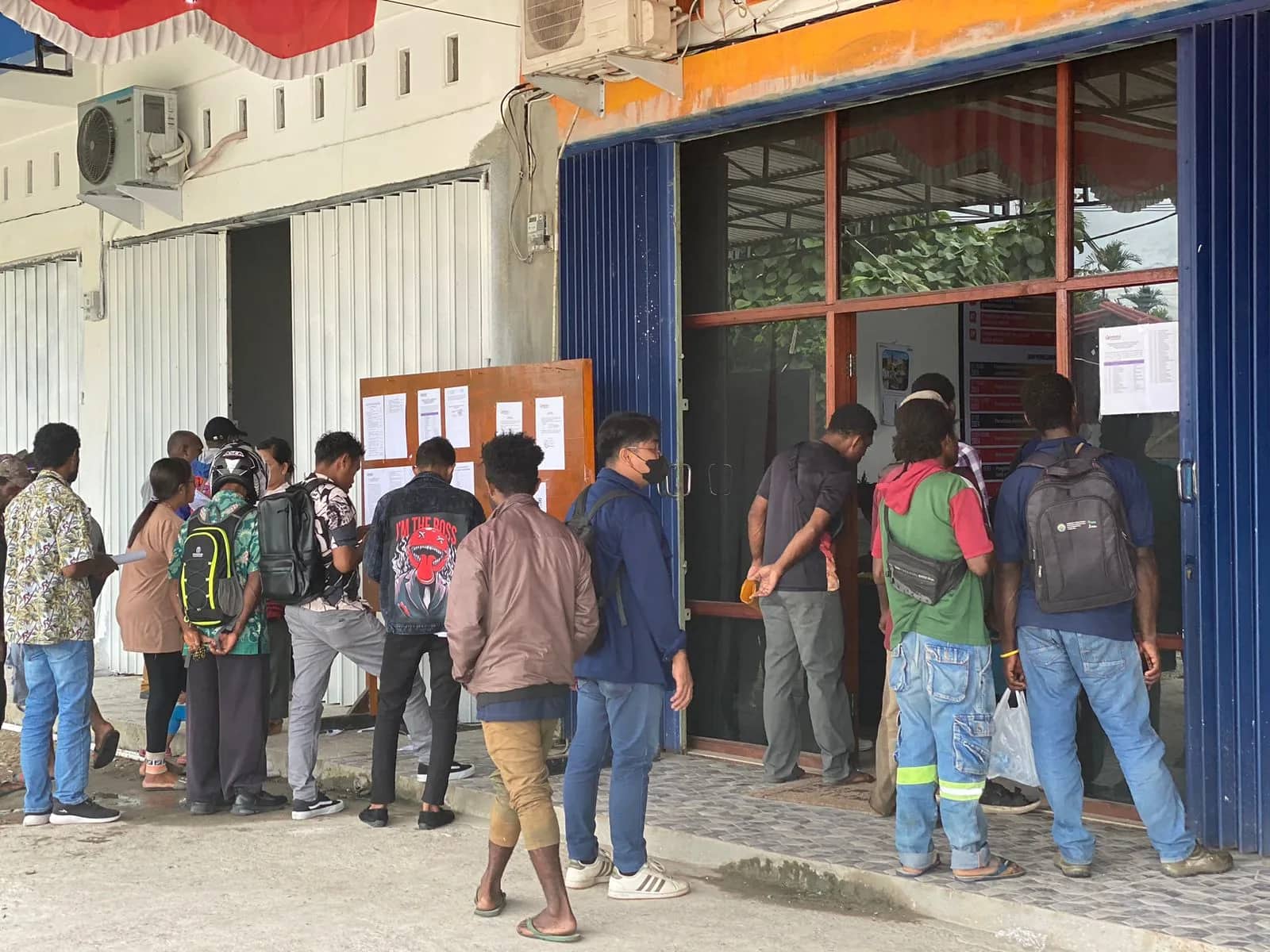 Ilustrasi berita Mimika: Bawaslu Mimika Pekerjakan Kembali 21 Pandis, Hingga Penutupan 525 Berkas Lamaran Masuk
