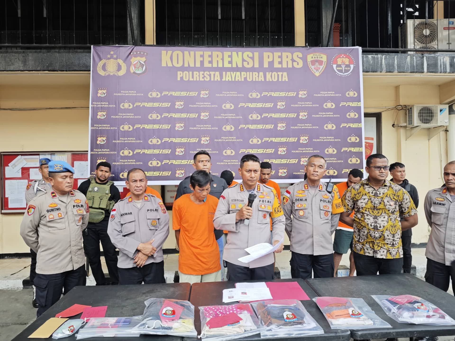 Ilustrasi berita JAYAPURA: Cabuli 5 Orang Siswa, Guru Honorer di Kota Jayapura Ditangkap