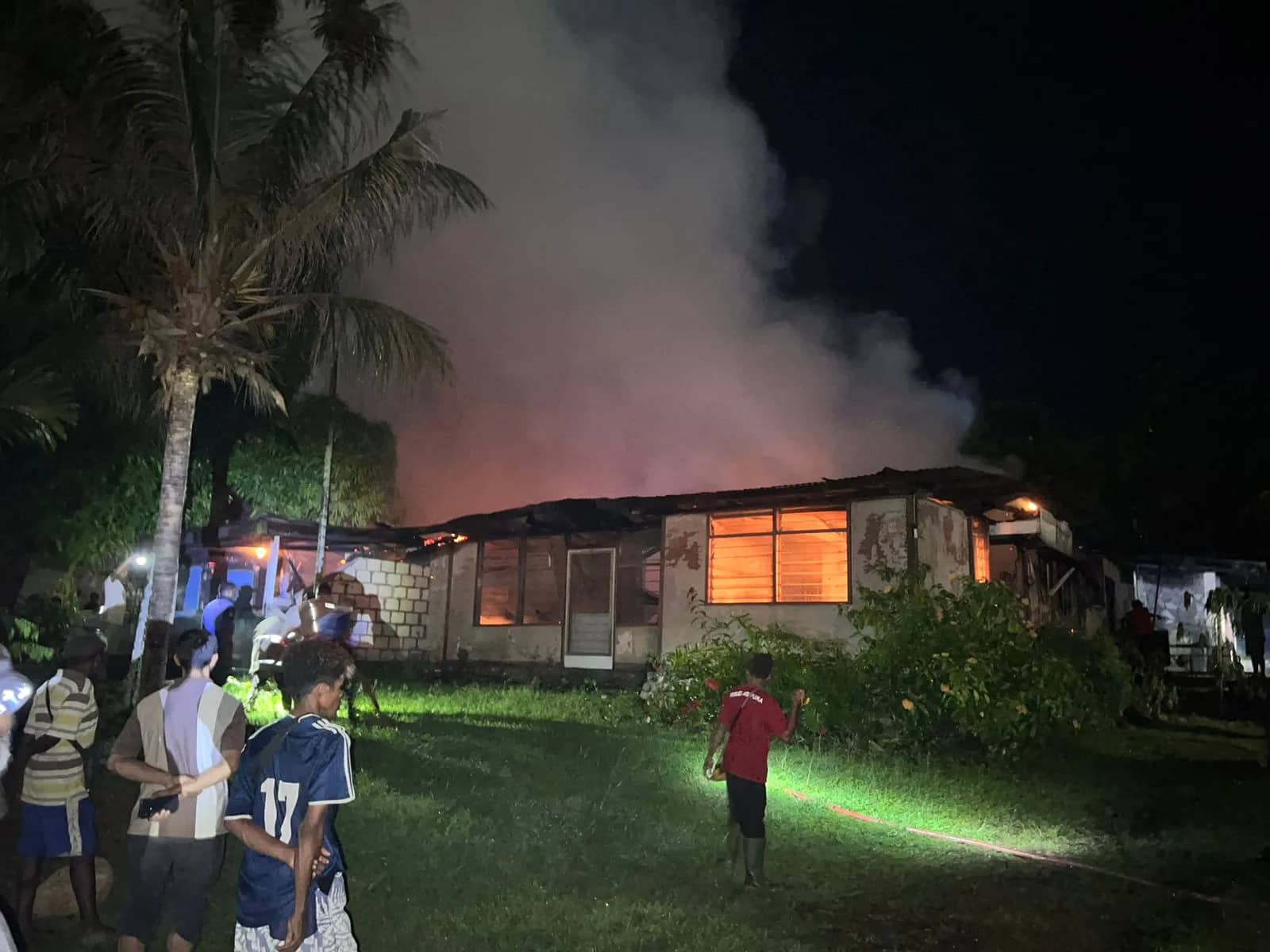 Ilustrasi berita JAYAPURA: Biarkan Lilin Menyala, Dua Unit Rumah di Jayapura Ludes Terbakar