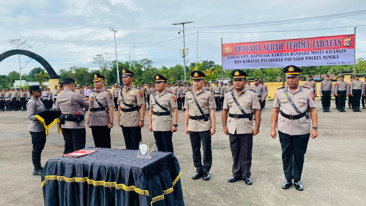 Ilustrasi berita Mimika: Tiga Pejabat Utama Polres Mimika Diganti, AKP Sajuri Jabat Kabag Ops Gantikan Kompol Junan Pilitomo