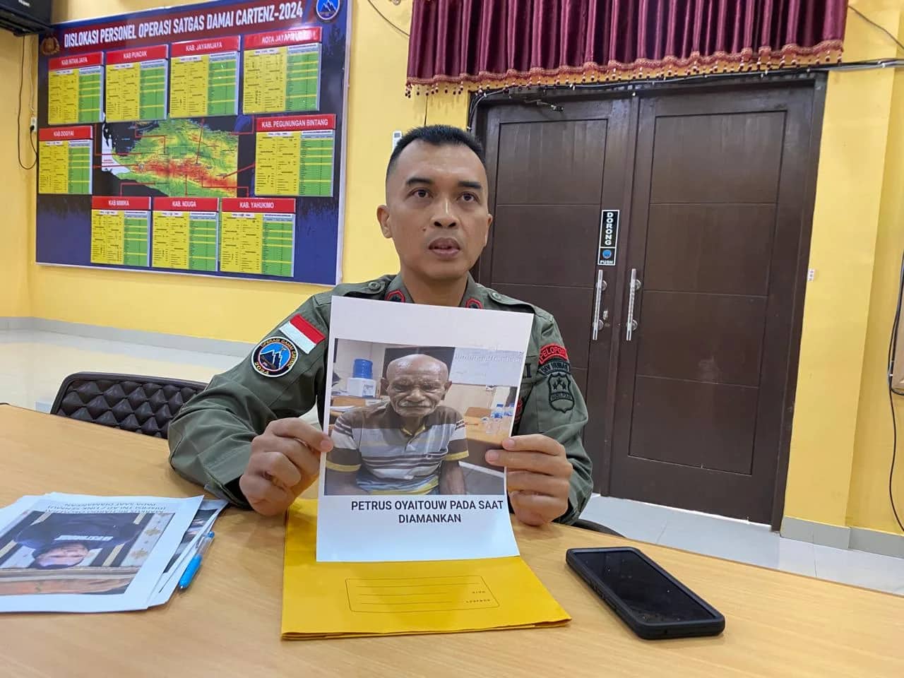 Ilustrasi berita Papua: Seorang Pria Usia Lanjut Ditangkap Satgas Ops Damai Cartenz-2024