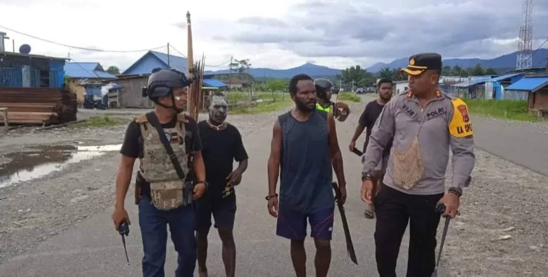 Ilustrasi berita Papua: Kelompok Ikabus Gwijangge dan Tarni Wandikbo Nyaris Bentrok Kembali, Ini yang Dilakukan Polres Nduga