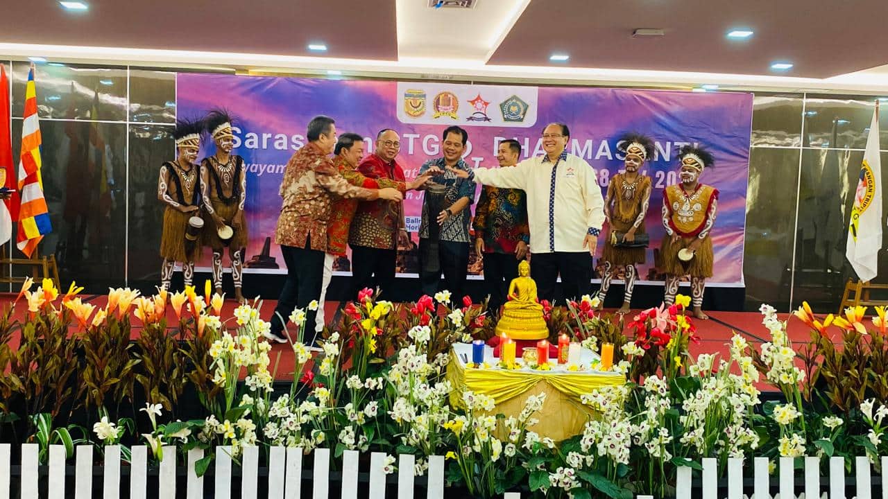 Ilustrasi berita Mimika: Mimika Didapuk Jadi Tuan Rumah Saresehan STG dan Dharmasanti Waisak 2024 Umat Budha Wilayah Papua, Ini Pesan Bupati John Rettob