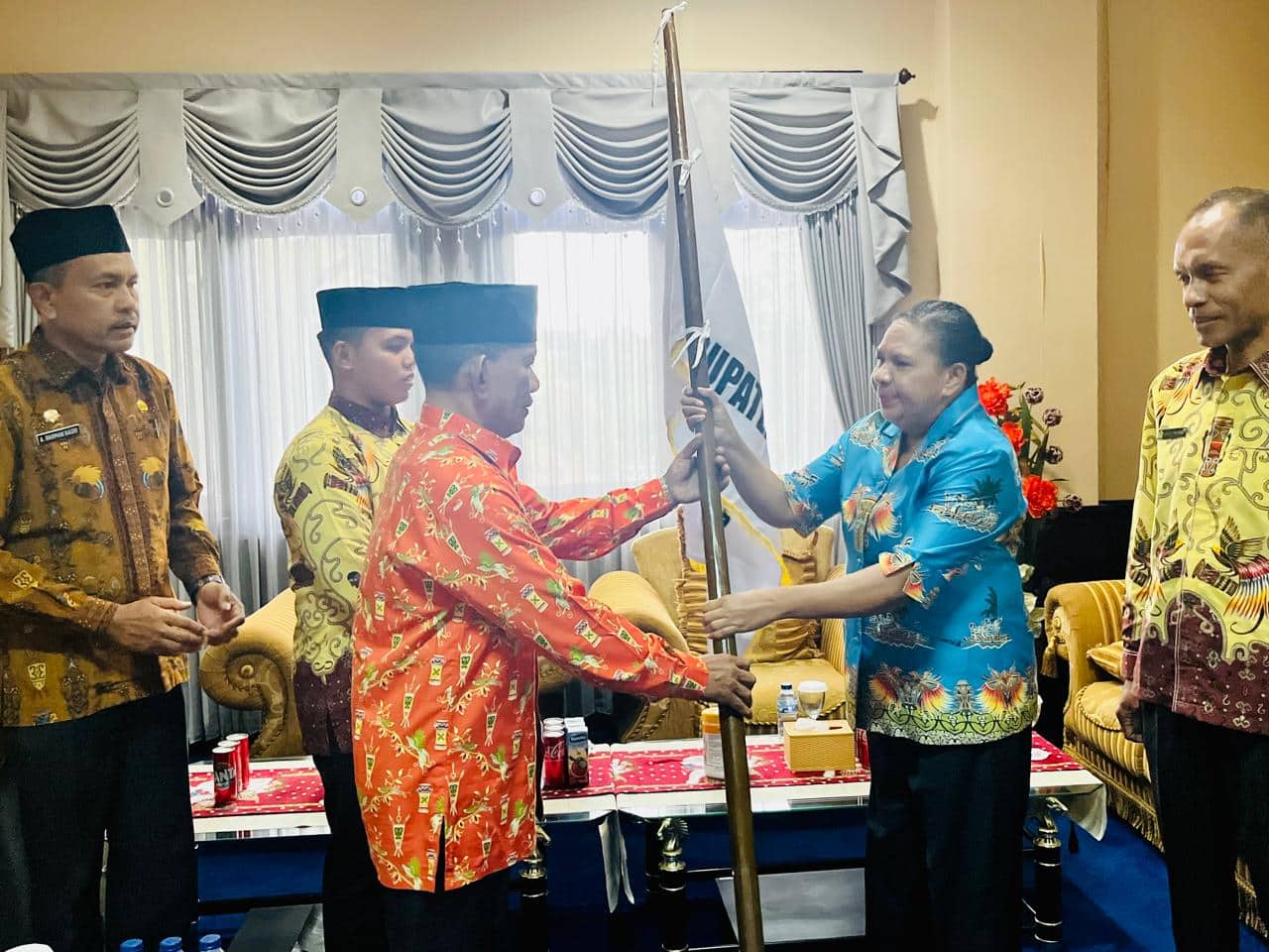 Ilustrasi berita JAYAPURA: 27 Peserta MTQ Kabupaten Jayapura Diberangkatkan Mengikuti MTQ ke-XXX di Mimika