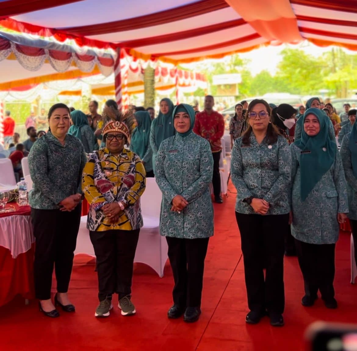 Ilustrasi berita Mimika: Ketua TP PKK Pusat Kunjungi Timika, Temui Anak-anak Kwamki Narama