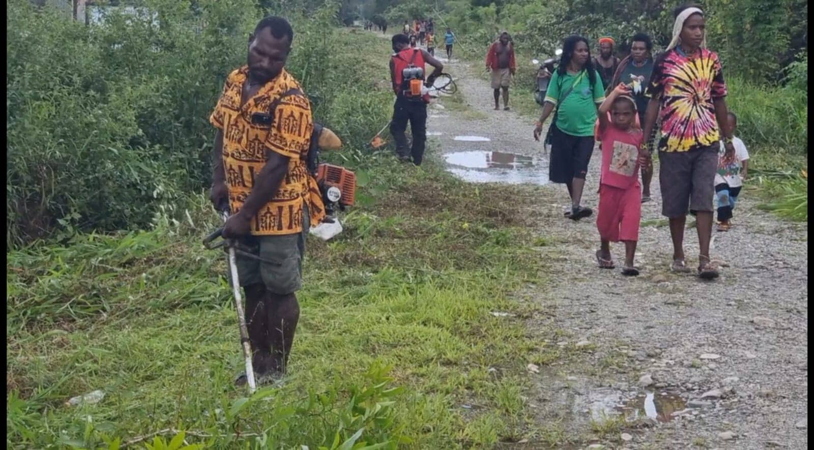 Ilustrasi berita Mimika: Sudah Dihuni Ribuan Penduduk, Warga Kampung Amole Kwamki Narama Minta Pemda Bangun Jalan Aspal dan Listrik