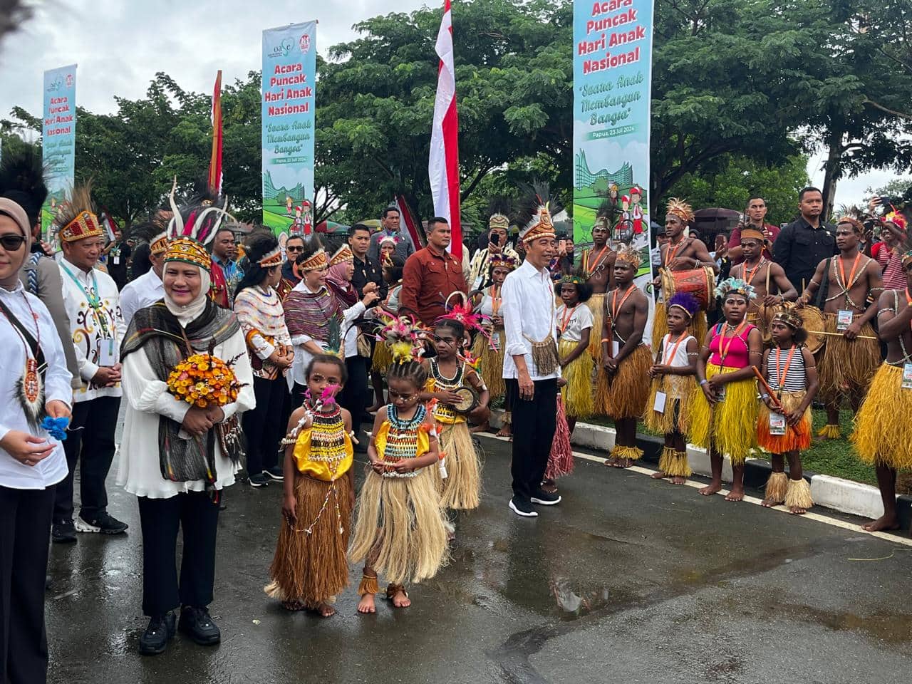 Ilustrasi berita JAYAPURA: Bupati Mimika Hadiri Peringatan Hari Anak Nasional di Jayapura, Presiden Jokowi Beri Pesan Begini