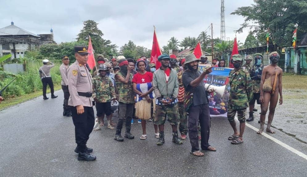 Ilustrasi berita Papua: Aksi Segelintir Simpatisan KNPB di Timika Dibubarkan Aparat TNI-Polri, Polda Papua Kerahkan 700 Personil di Jayapura
