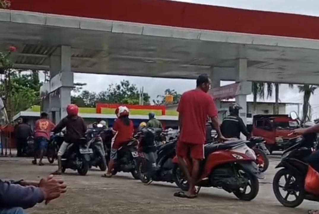 Ilustrasi berita Papua: Pertalite Masih Disalurkan Pada September 2024, Kabupaten Mimika Tetap Berlakukan Pendaftaran QR Code