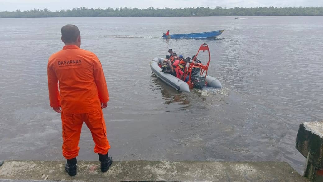 Ilustrasi berita Papua: Terpeleset, Valentino Jatuh dan Tenggelam di Sungai Distrik Atsj