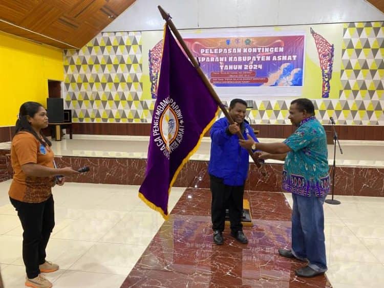 Ilustrasi berita Mimika: Lepas Kontingen Pesparawi Kabupaten Asmat, Richard Mirino : Saya Yakin dan Percaya Kita Akan Tampilkan Yang Terbaik