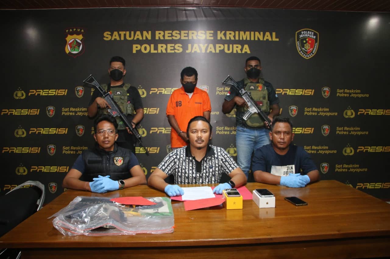 Ilustrasi berita JAYAPURA: Polres Jayapura Bekuk Pelaku Curas di Sentani, Satu Sepeda Motor dan Handphone Diamankan