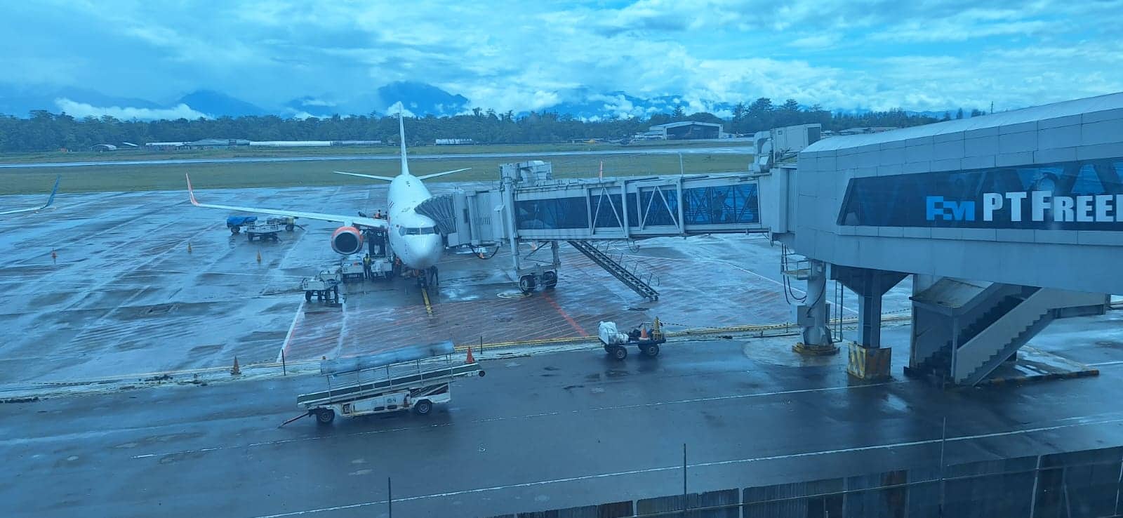 Ilustrasi berita Mimika: Sempat Gagal, Akhirnya Pesawat Lion Air Rute Makassar-Timika Mendarat di Bandara Internasional Mozes Kilangin