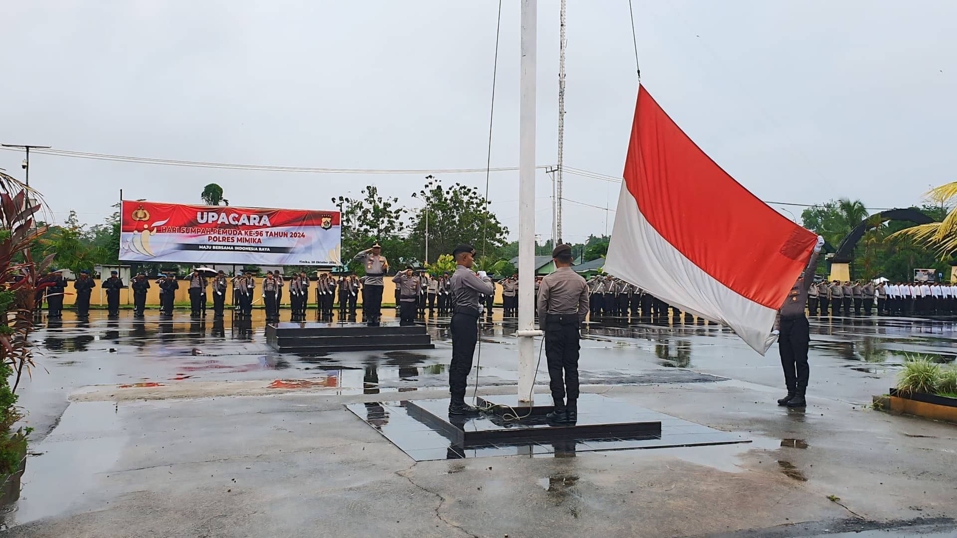 Ilustrasi berita Mimika: Peringati Sumpah Pemuda, Polres Mimika Gelar Upacara Pengibaran Bendera