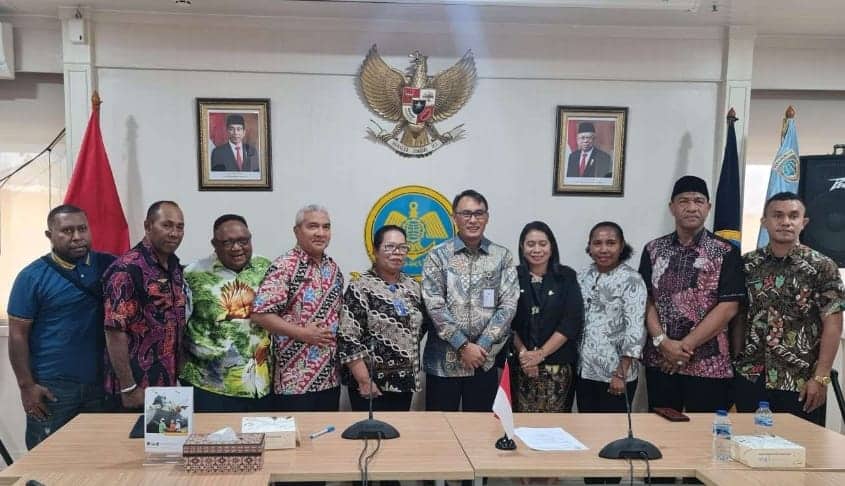 Ilustrasi berita BERITA UTAMA: Kabar Gembira, Tahun Depan Kapal Perintis Singgahi Dermaga Sipu Sipu, Jhon Gobai: Bantu Masyarakat 3 Distrik di Mimika