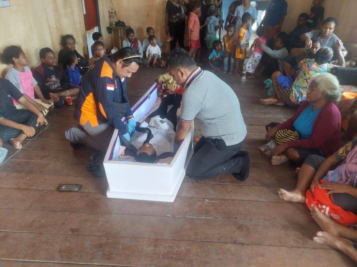 Ilustrasi berita JAYAPURA: Miras Oplosan "Boplas" Renggut Nyawa Seorang Pemuda di Jayapura