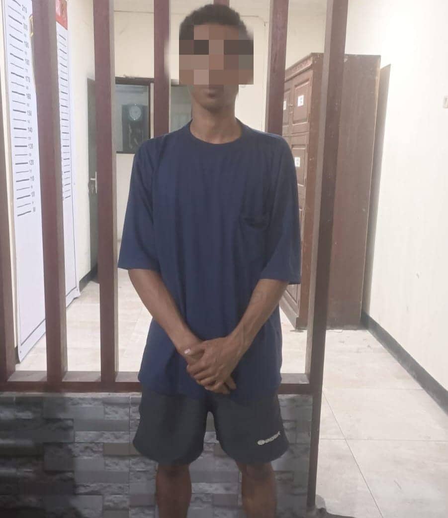 Ilustrasi berita BERITA UTAMA: Polsek Miru Tangkap Pelaku Pembacokan di Jalan Freeport Lama, Sisip Parang Dalam Baju ke Tempat Pesta