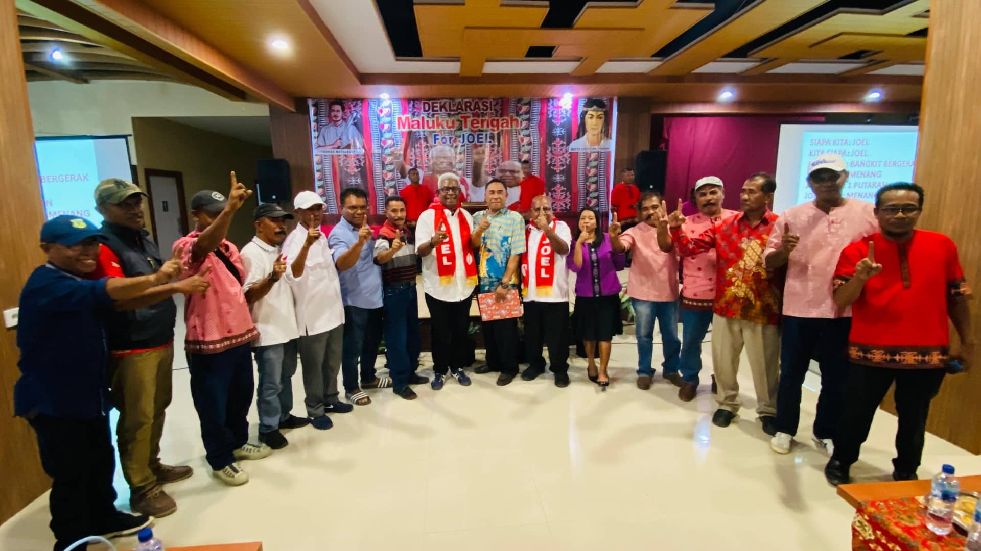 Ilustrasi berita Mimika: Maluku Tengah Rapatkan Barisan Dukung Johannes Rettob - Emanuel Kemong di Pilkada Mimika 2024