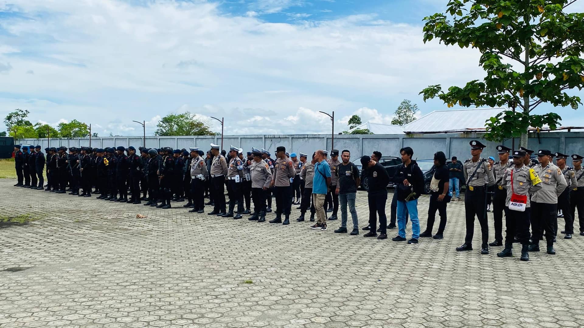 Ilustrasi berita Mimika: 286 Personil Gabungan Amankan Debat ke II Calon Bupati dan Wakil Bupati Mimika