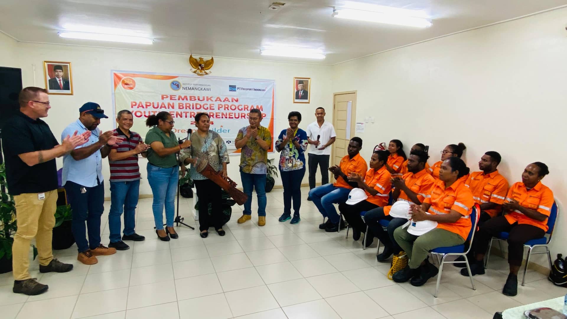Ilustrasi berita Mimika: Papua Bridge Program Youth Entrepreneurship PTFI Angkatan ke-II Resmi Dibuka