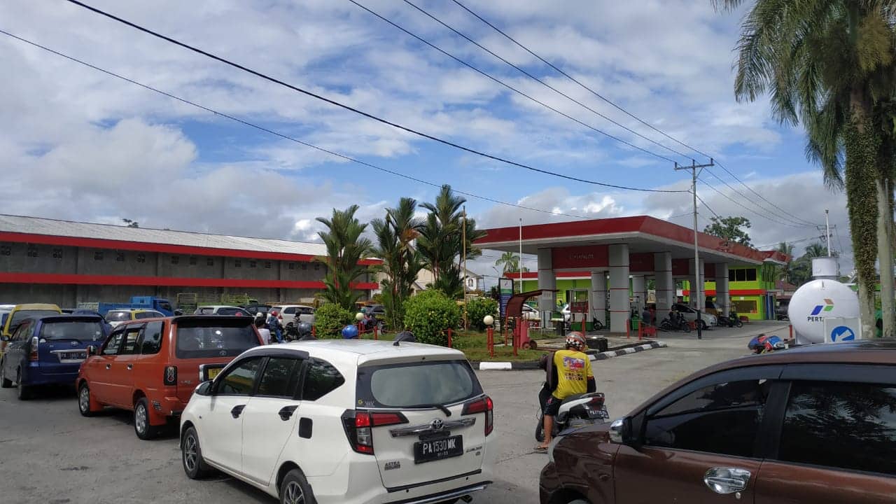 Ilustrasi berita Mimika: Pertamina Jelaskan Penyebab Antrian Panjang Kendaraan di Lokasi SPBU Timika
