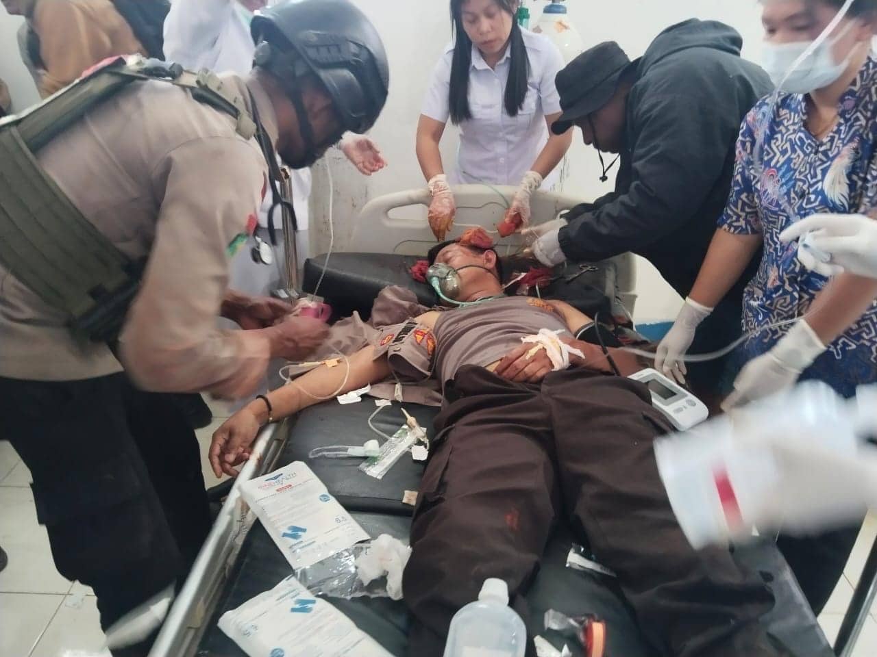 Ilustrasi berita Papua: Dua Polisi dan Seorang Warga Sipil Diserang OTK di Lanny Jaya, Terkena Tembakan di Bagian Perut Tembus Belakang