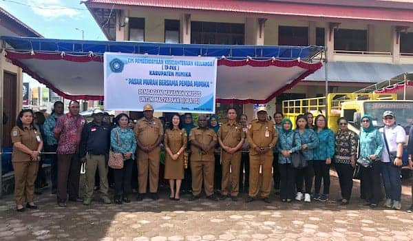 Ilustrasi berita Mimika: Sambut Natal, TP-PKK Mimika Terlibat Langsung Dalam Giat Pasar Murah Bersama Pemda