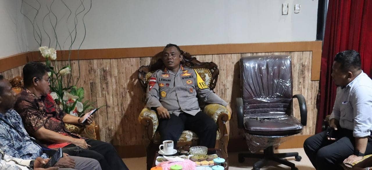 Ilustrasi berita Mimika: Bertemu Kapolres Mimika, Anggota Dewan Dukung Upaya Kepolisian Menjaga Kamtibmas