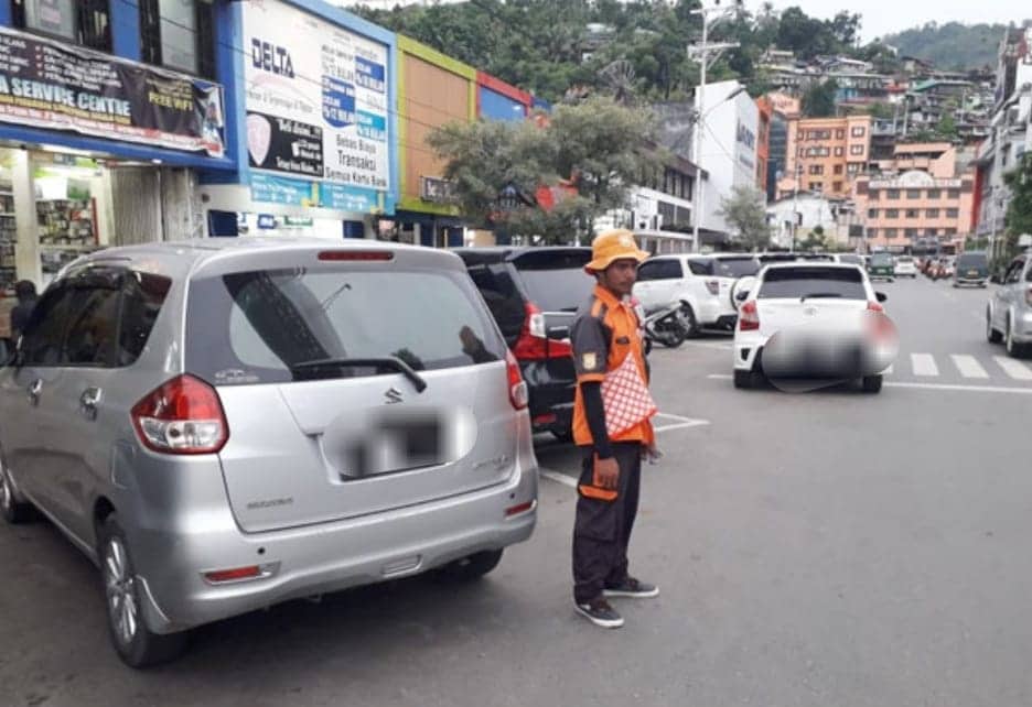 Ilustrasi berita JAYAPURA: Tepat Waktu Setor dan Bantu Dongkrak PAD, 10 Juru Parkir Terima Penghargaan Bapenda Kota Jayapura