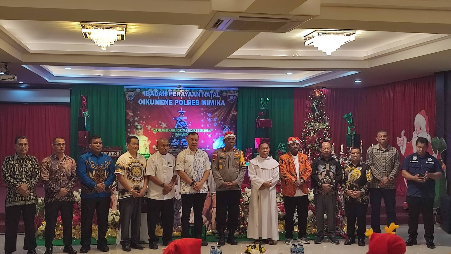 Ilustrasi berita Mimika: Keluarga Besar Polres Mimika Rayakan Natal Bersama, Kapolres Budiartha: Kebersamaan akan Terus Ada