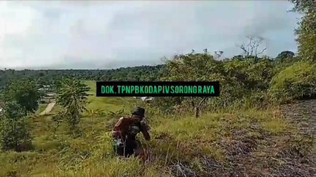 Ilustrasi berita Papua: OPM Klaim Tembak Tiga Prajurit TNI, Kapendam : Itu Bohong, yang Benar Penyerahan Bantuan Kaki Palsu di Sorong