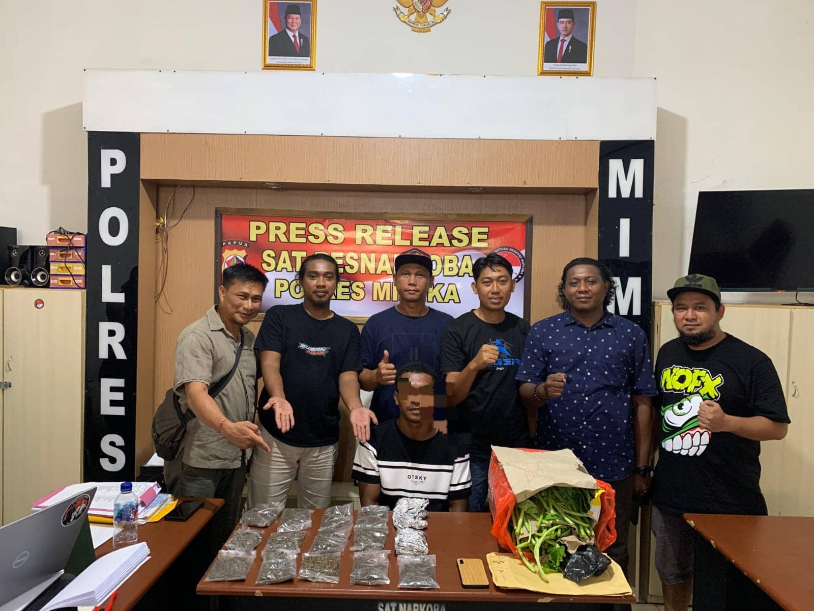 Ilustrasi berita Mimika: Bawa Ganja dari Jayapura, Penumpang Pesawat Ditangkap Saat Mendarat di Bandara Mozes Kilangin Timika