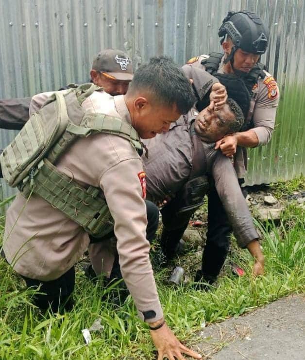 Ilustrasi berita Papua: Anggota Polres Puncak Jaya Dikabarkan Gugur Ditembak KKB