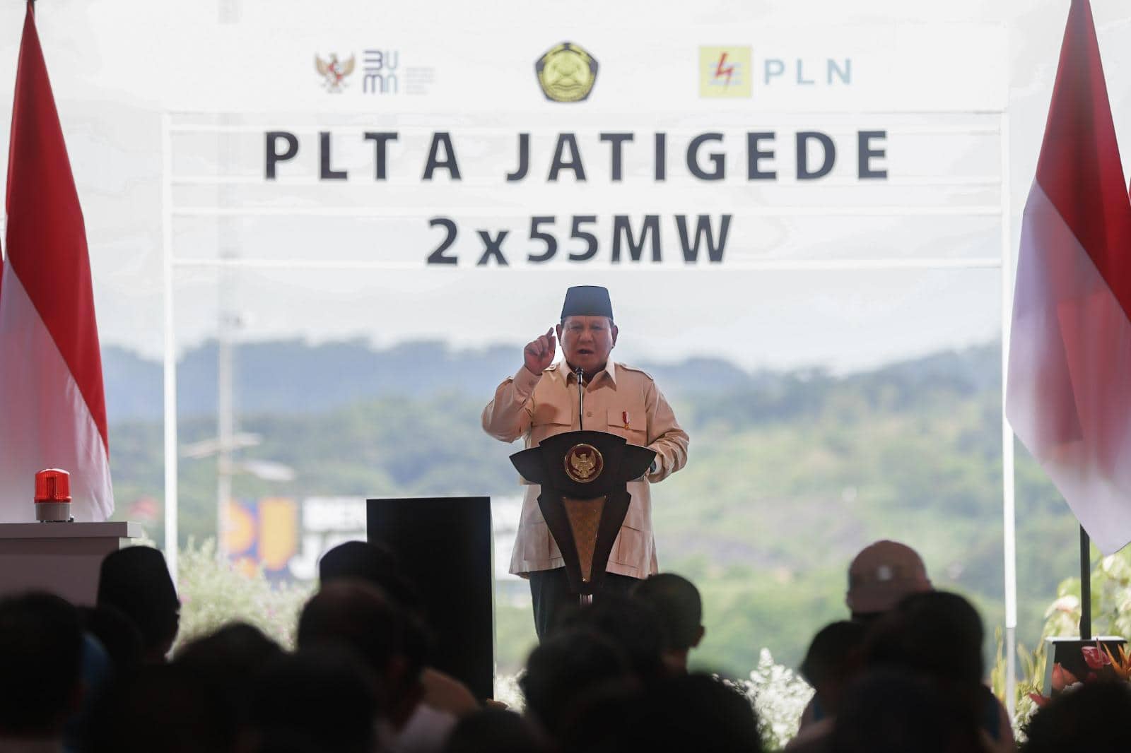 Ilustrasi berita Nasional: Kejar Pertumbuhan Ekonomi 8 Persen, Presiden Prabowo Resmikan 37 Proyek Ketenagalistrikan Nasional
